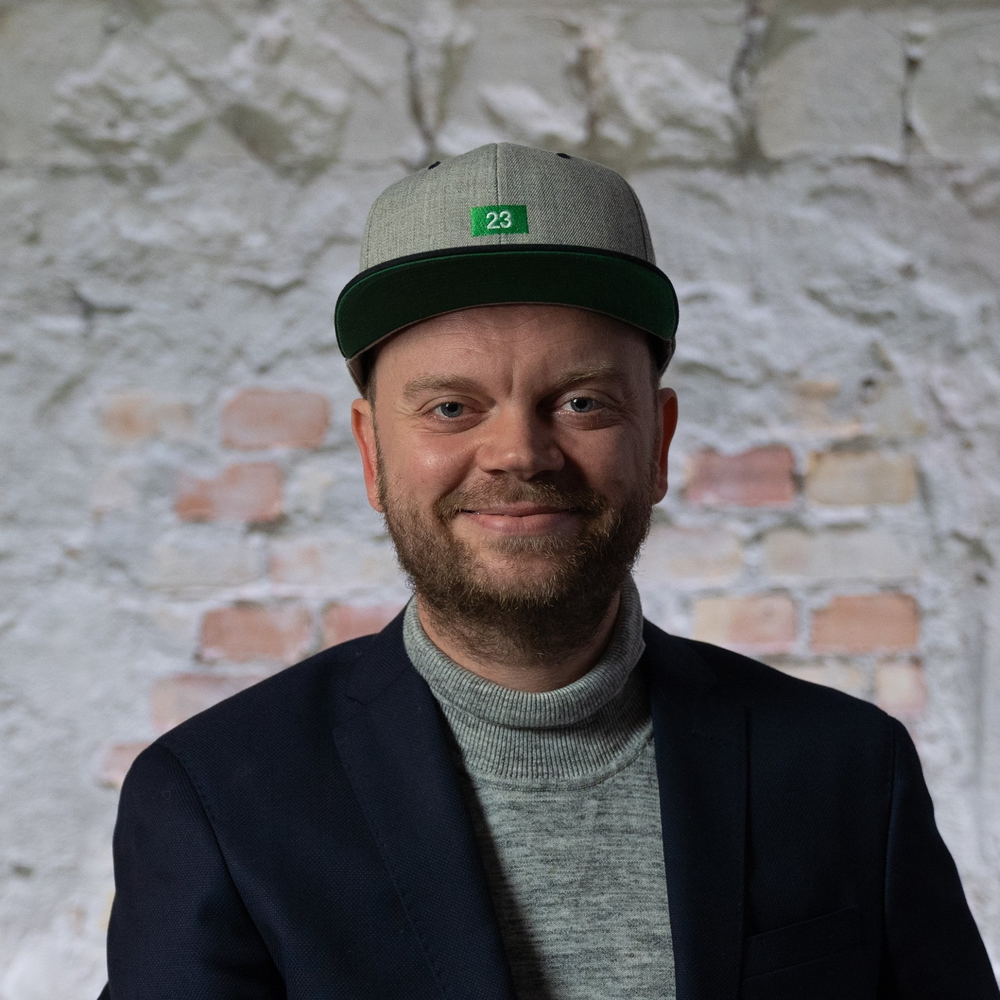 Webinar Speaker: Christoffer Larsen